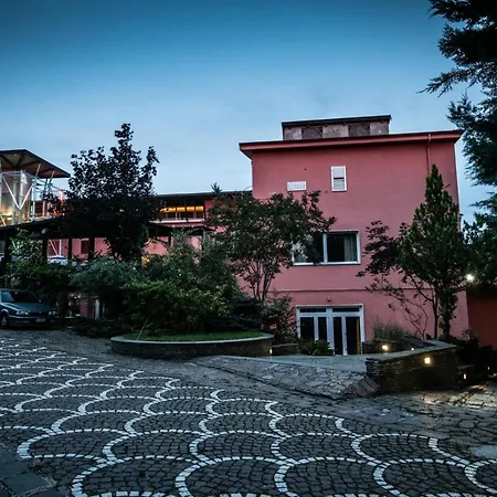 La Torre-1984 Bed & Breakfast *