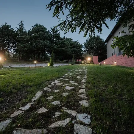 Bed & Breakfast La Torre-1984 *