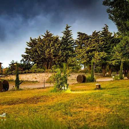 La Torre-1984 Bed & Breakfast